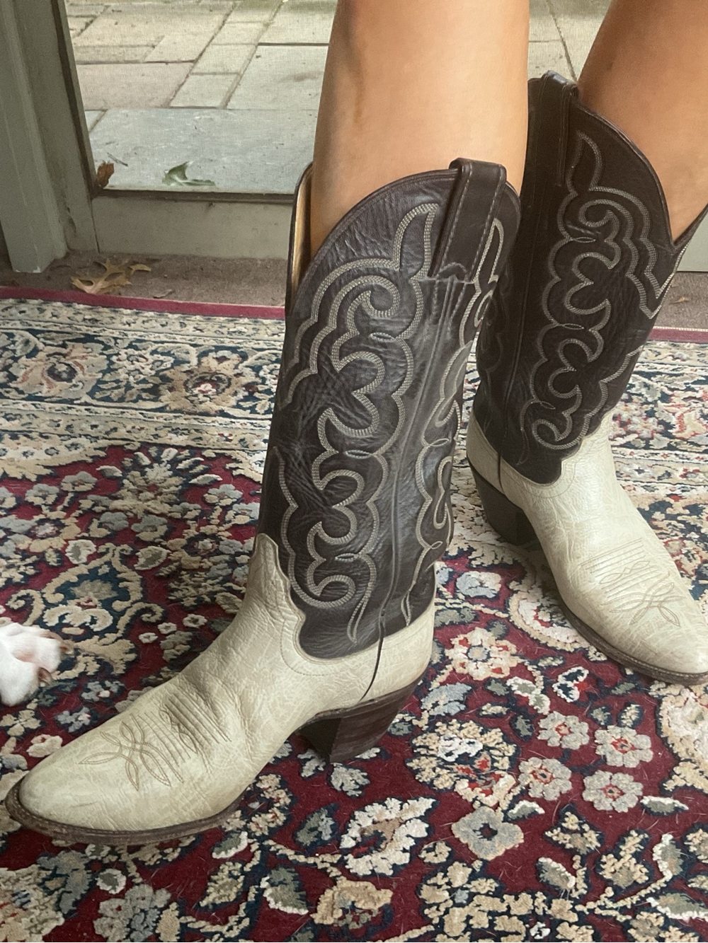 Justin Boots Two-Tone Lace Up Western Boots in Cream and Dark Brown